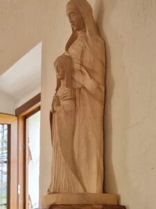 leseni kip v cerkvi sv. Ane